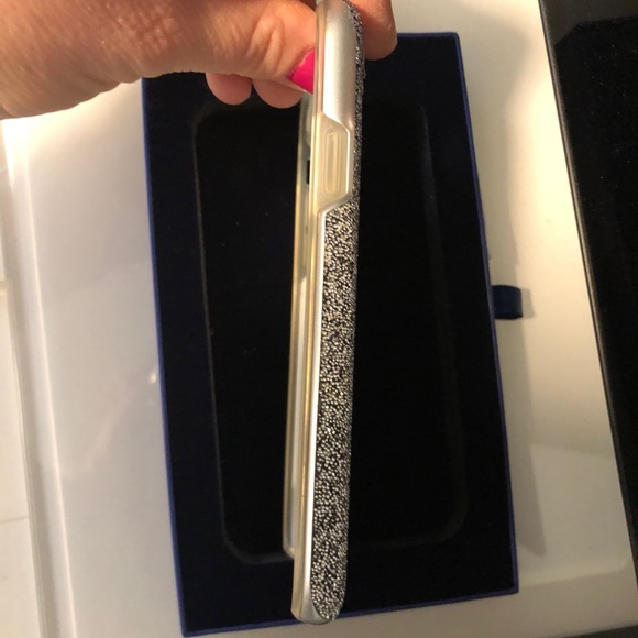 Swarovski Glam Rock IPhone X case - Picture 6 of 9